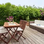 Strandnahe Und Moderne Mit Terrasse, Ravensberg, * בינץ