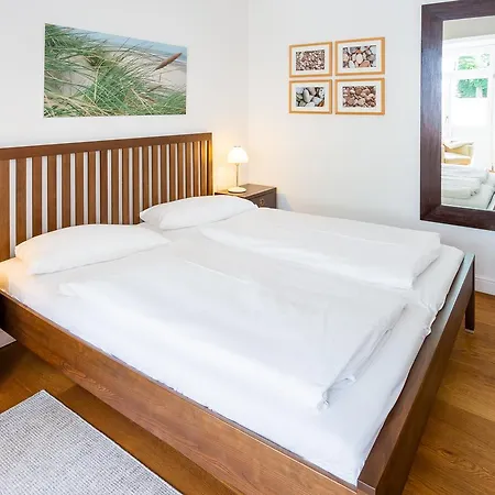 Strandnahe Und Moderne Mit Terrasse, Ravensberg, Apartmán Binz