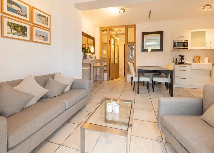 Strandnahe Und Moderne Mit Terrasse, Ravensberg, Apartament *