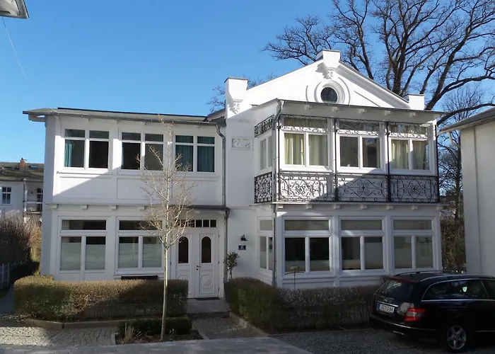 Strandnahe Und Moderne Mit Terrasse, Ravensberg, Apartamento